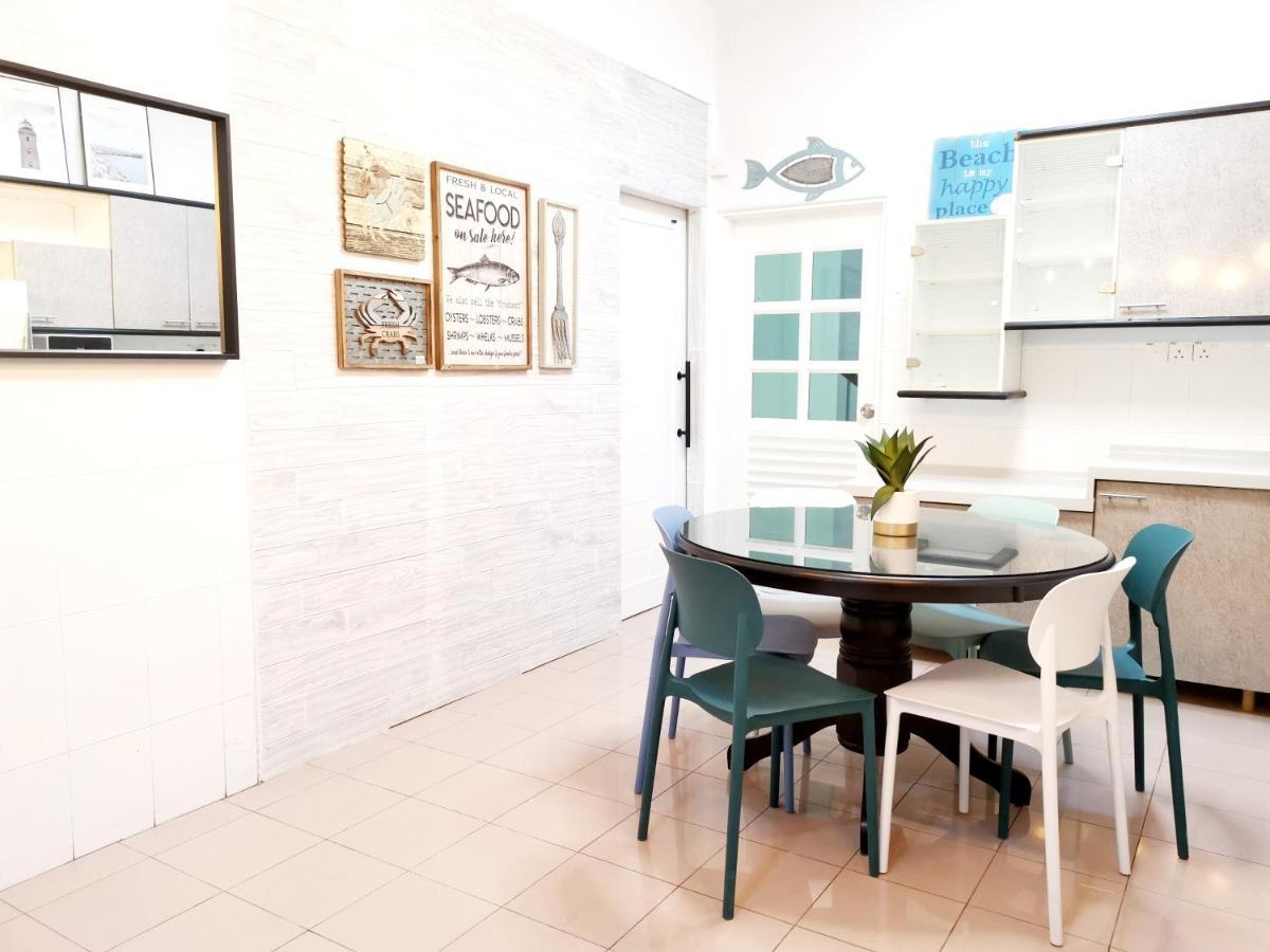 527 Beachhouse L 5 Bedroom With Swimming Pool - 3Min Walk To The Beach Tanjung Bungah  Exteriér fotografie
