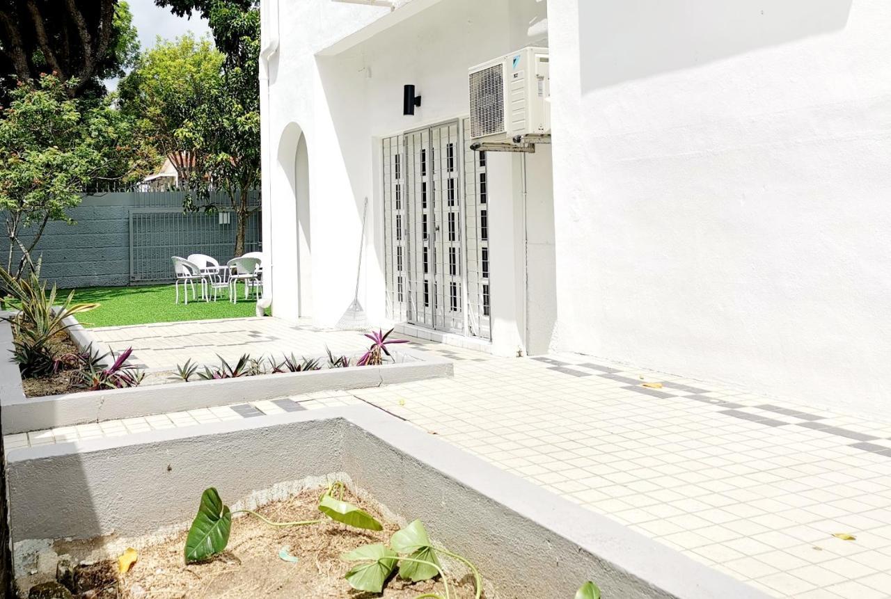 527 Beachhouse L 5 Bedroom With Swimming Pool - 3Min Walk To The Beach Tanjung Bungah  Exteriér fotografie