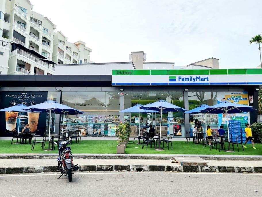 527 Beachhouse L 5 Bedroom With Swimming Pool - 3Min Walk To The Beach Tanjung Bungah  Exteriér fotografie