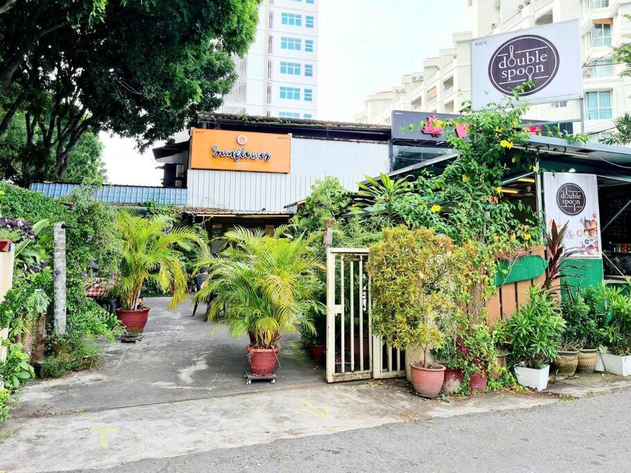 527 Beachhouse L 5 Bedroom With Swimming Pool - 3Min Walk To The Beach Tanjung Bungah  Exteriér fotografie